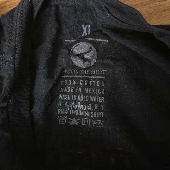 Two in the shirt vintage T-shirt - Picture 3 of 4